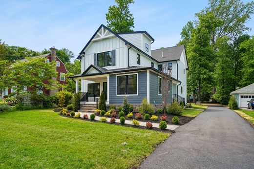 Detached House in Westfield, Union County