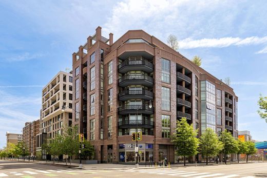 Apartment in Washington, Washington County