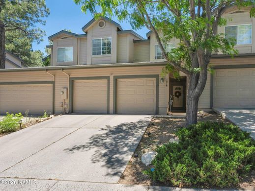 Detached House in Flagstaff, Coconino County