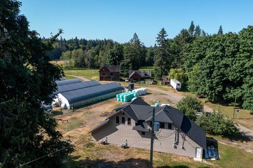 Casa Unifamiliare a Fanny Bay, British Columbia