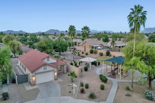 Luxury home in Mesa, Maricopa County