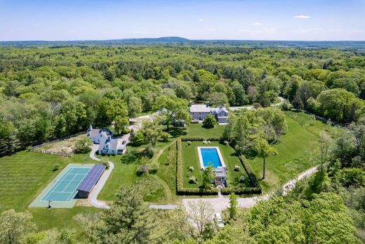 Casa en Westwood, Norfolk County