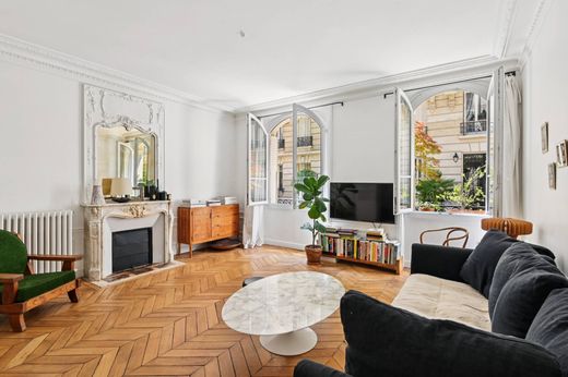 Apartment in Montorgueil, Sentier, Vivienne-Gaillon, Paris