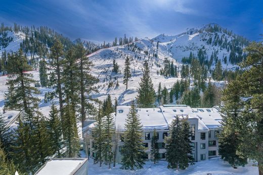 Apartment / Etagenwohnung in Olympic Valley, Placer County
