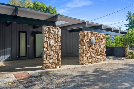 Detached House in Los Angeles, Los Angeles County
