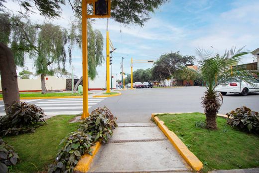 Casa Unifamiliare a Lima, Departamento de Lima