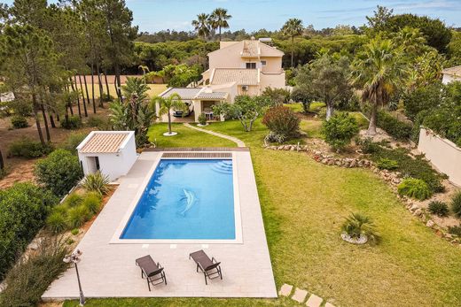 ‏בית חד-משפחתי ב  לולה, Loulé