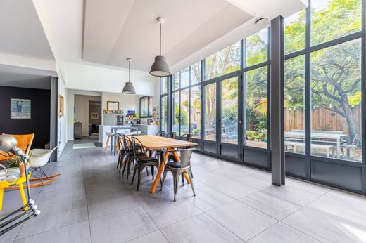 Bordeaux, Girondeの一戸建て住宅