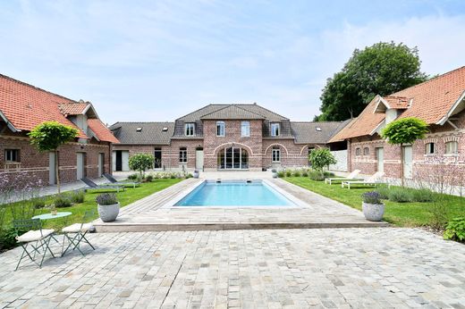 Twee-onder-een-kapwoning in Beaucamps-Ligny, North