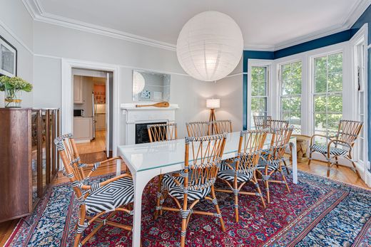 Luxury home in Newport, Newport County