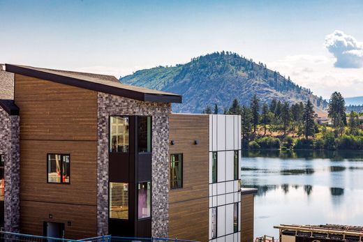 Dom miejski w West Kelowna, Regional District of Central Okanagan