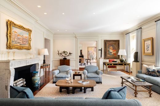 Luxury home in New York