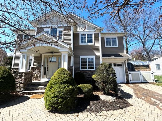 Detached House in Cresskill, Bergen County