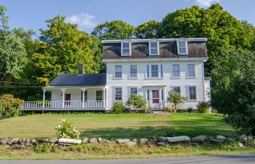 Detached House in Stephentown, Rensselaer County