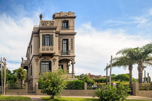 Einfamilienhaus in Piriápolis, Piriapolis