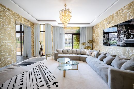 Villa in Masqat, Muḩāfaz̧at Masqaţ