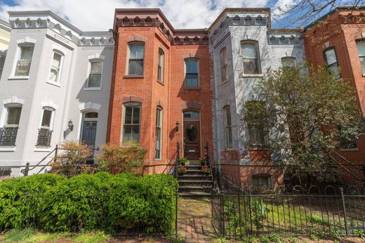 Luxury home in Washington, Washington County
