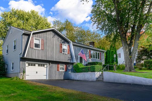 Einfamilienhaus in Montville Center, New London County