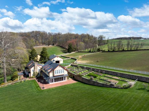 منزل ريفي ﻓﻲ Red Lion, York County