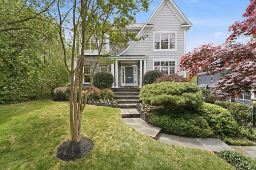 Luxury home in Bethesda, Montgomery County