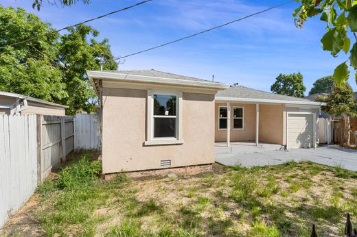 Vrijstaand huis in Oakland, Alameda County