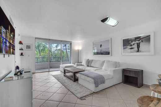 Apartment / Etagenwohnung in Miami Beach, Miami-Dade County
