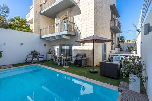 Villa à Baħar iċ-Ċagħaq, In-Naxxar