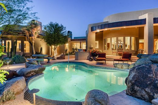 Detached House in Scottsdale, Maricopa County