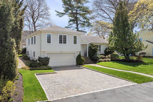 Detached House in Swampscott, Essex County