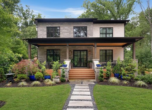 Detached House in Atlanta, Fulton County
