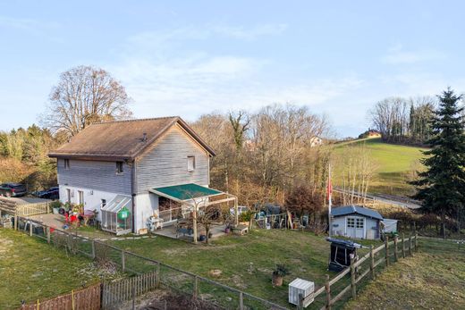 Einfamilienhaus in Ropraz, Broye-Vully District