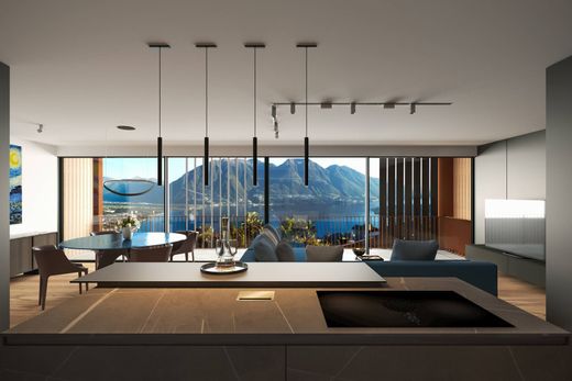 Vrijstaand huis in Brione sopra Minusio, Locarno District