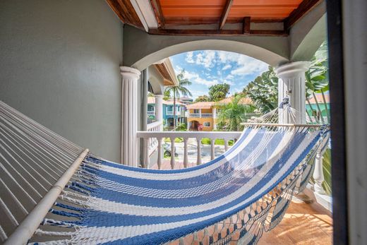 Appartamento a Roatán