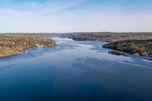 Porters Lake, Nova Scotiaの土地
