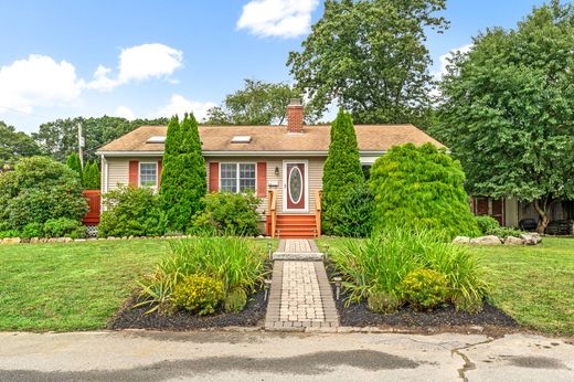 Detached House in Warwick, Kent County