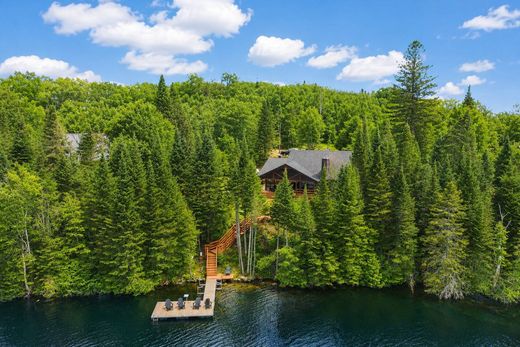 Detached House in Val-des-Lacs, Laurentides