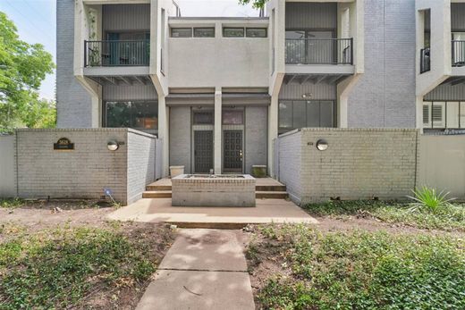 Townhouse in Dallas, Dallas County