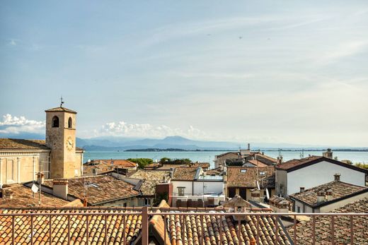 Διαμέρισμα σε Desenzano del Garda, Provincia di Brescia