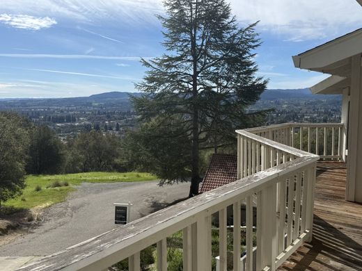 Detached House in Healdsburg, Sonoma County