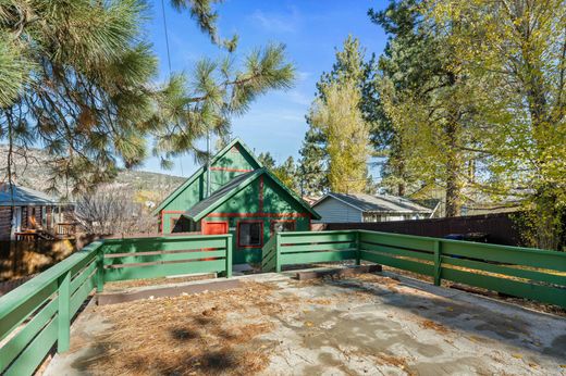 Элитный дом, Big Bear City, San Bernardino County