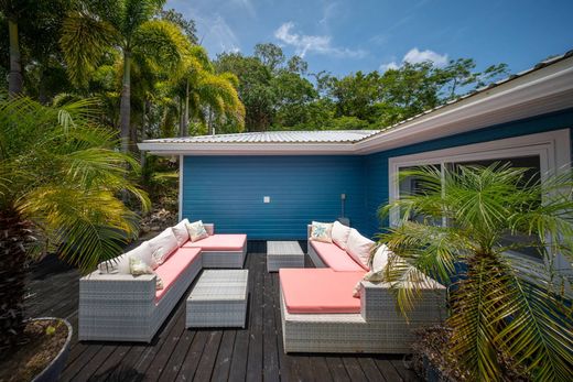 Vrijstaand huis in Roatán