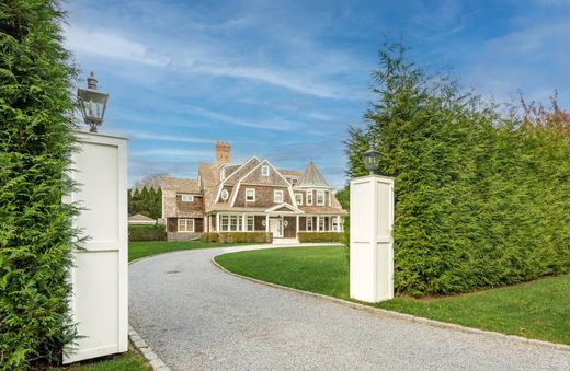 Detached House in Southampton, Suffolk County