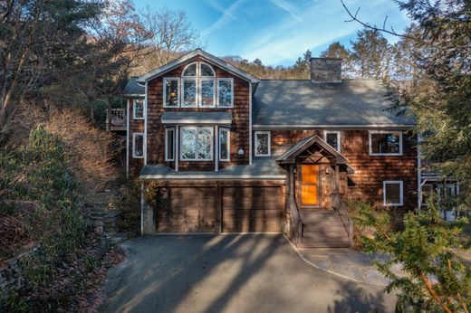 Detached House in Williamsburg, Hampshire County