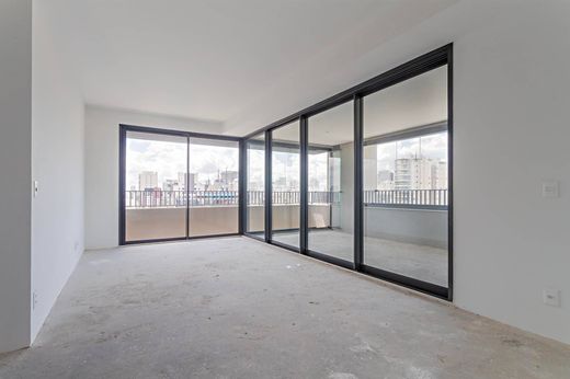 Apartment / Etagenwohnung in São Paulo