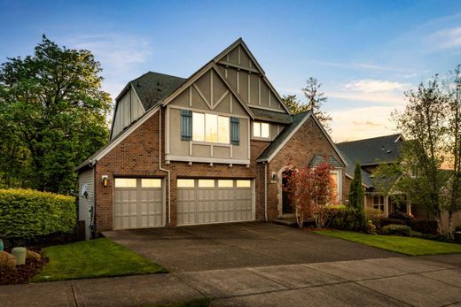 Luxe woning in Happy Valley, Clackamas County