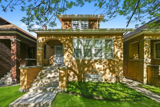 Detached House in Chicago, Cook County