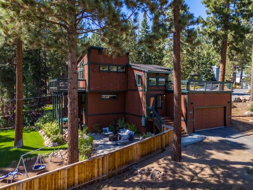 Einfamilienhaus in Tahoe City, Placer County