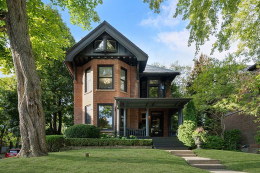 Detached House in Toronto, Ontario