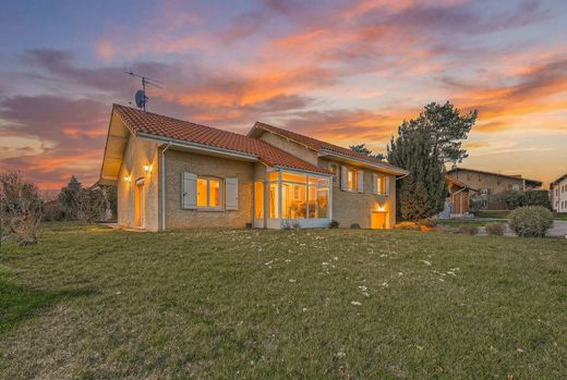 Casa en Douvaine, Alta Saboya