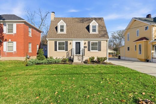 Detached House in Louisville, Jefferson County